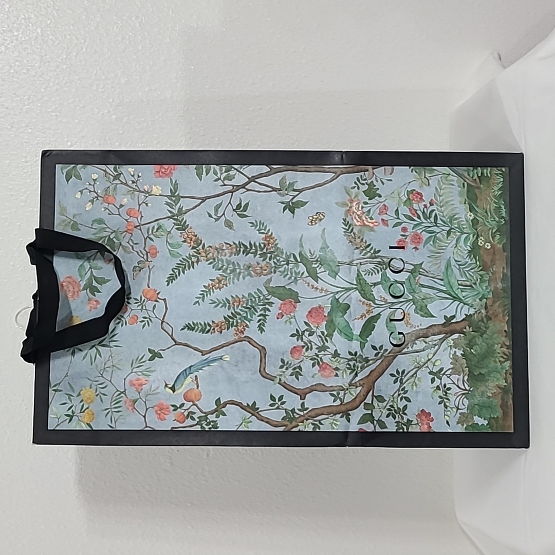 Gucci Paper Shopping Bag